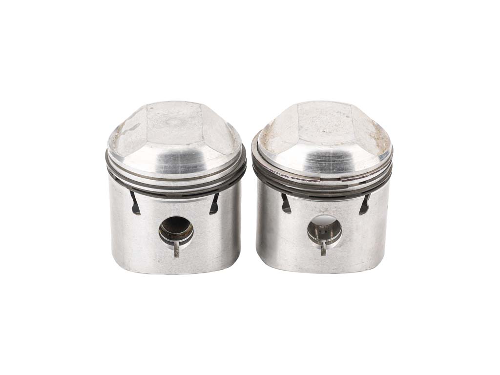 NOS BSA A65 Standard Pistons - Britcycle Parts Company