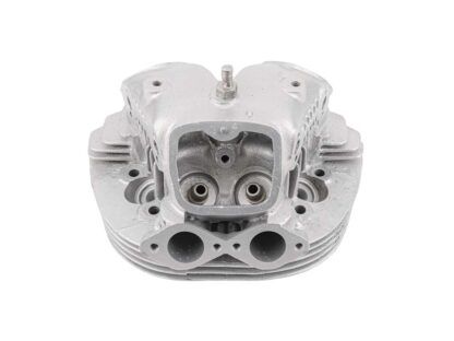 Norton 650cc Twin Cylinder Head 4 (2)