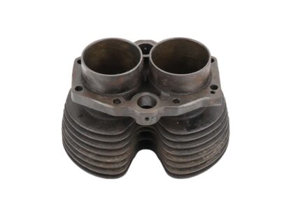 Triumph 650cc 9 Stud Barrel 1 (2)