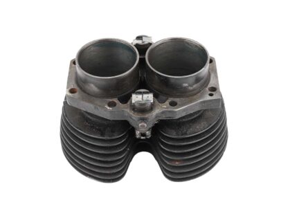 Triumph 650cc 9 Stud Barrel 3 (2)