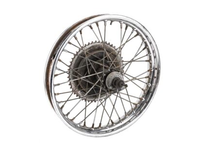 Triumph Bolt Up Rear Wheel (2)