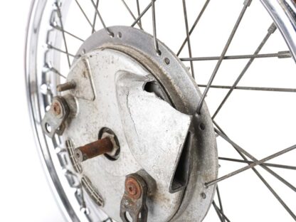 Triumph Bsa Conical Front Wheel 1 Gh (2)