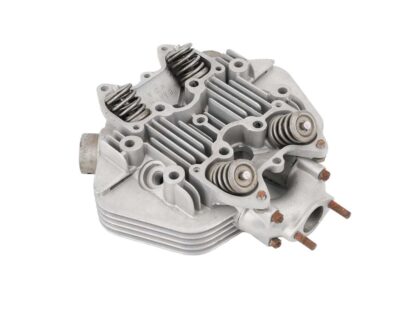 Triumph Tr6 Cylinder Head E3925 qwe (2)