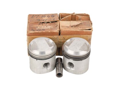 Nos Bsa A7 Piston Set 67 1444