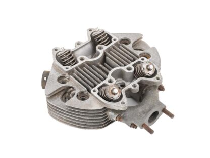 Triumph 3ta t90 cylinder head e3699 (2)
