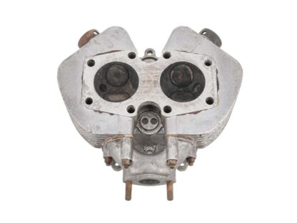 Triumph 3ta t90 cylinder head e3699 (3)