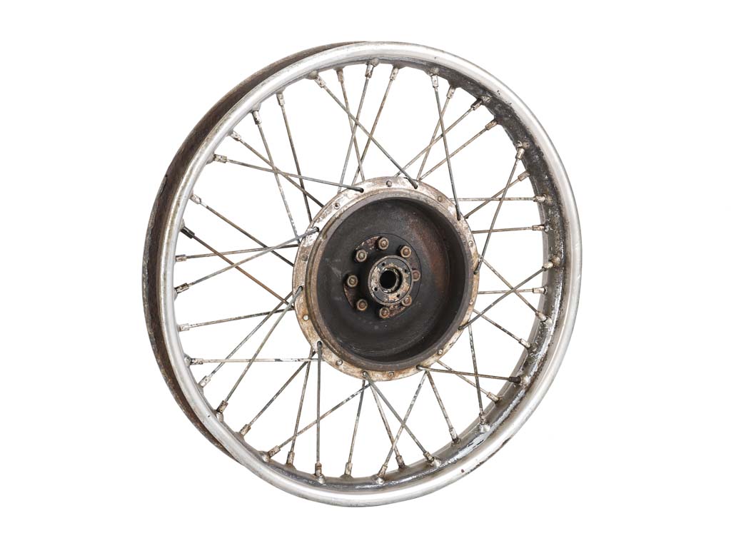 Triumph pre unit 7 front wheel 363578 (2)