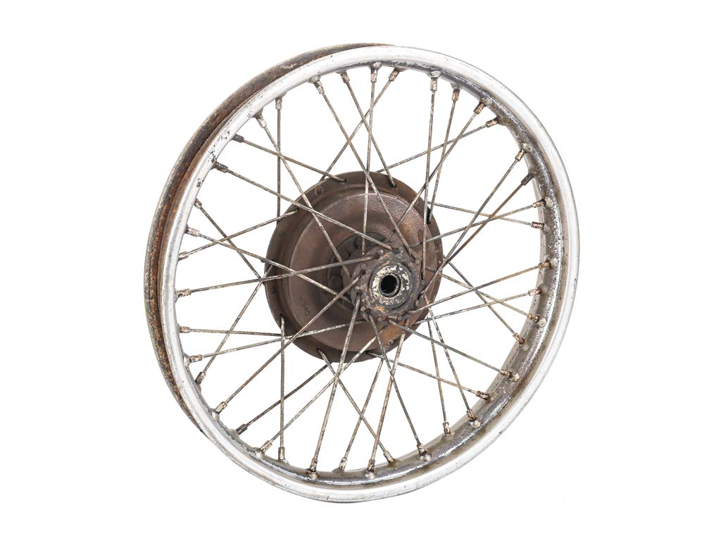 Triumph pre unit 7 front wheel 363578