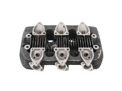 Triumph t150 & bsa a75 cylinder head 70 8781 as (2)