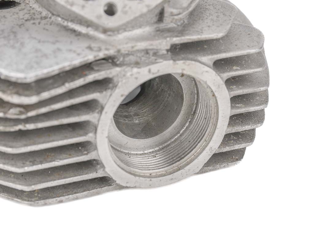 Nos Norton Commando 850cc Rh4 Cylinder Head (5)