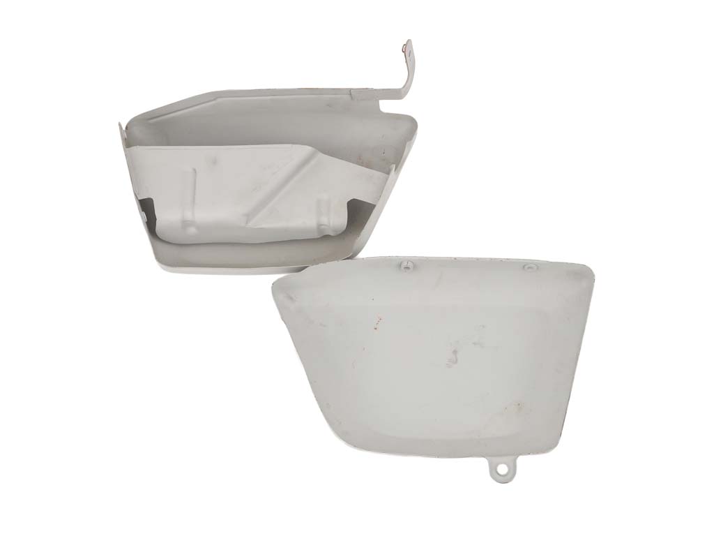 Norton Commando Interstate Side Covers R (2)