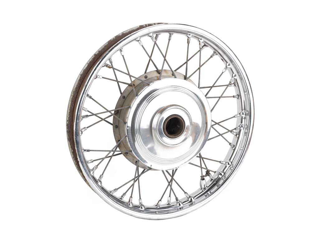 Triumph front wheel 668286 (2)