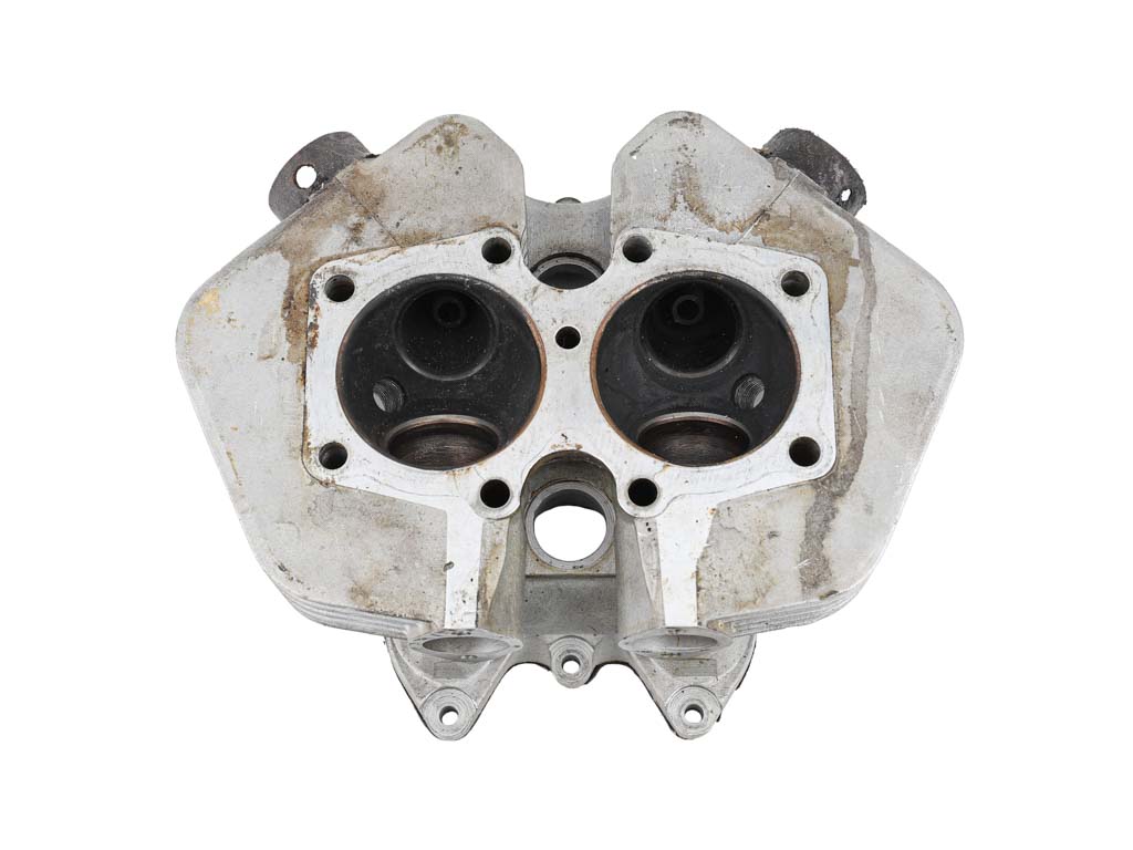 Triumph Tr6 Cylinder Head 117197 (3)